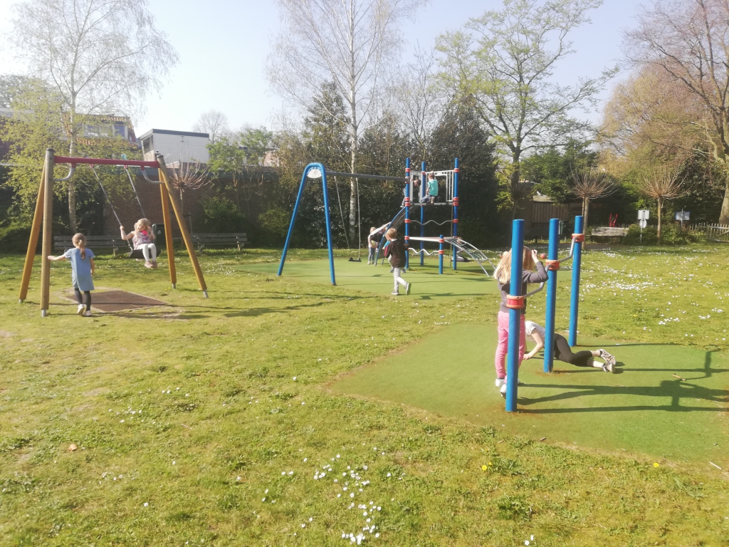 BSO Brederode Dalton geniet van het mooie weer - Kinderopvang Dikke Maatjes